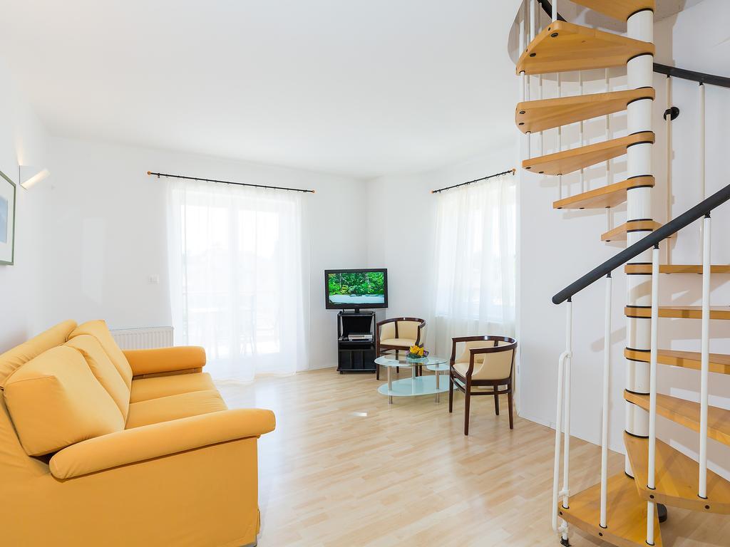 Apartments Gala Poreč Dış mekan fotoğraf